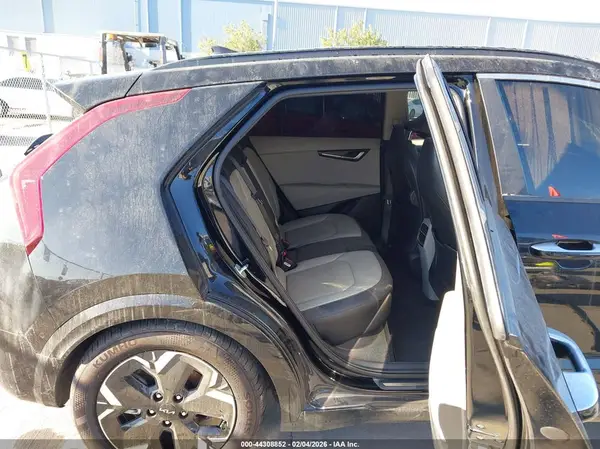 KNDCT3L19R5095149 2024 KIA NIRO - Image 8