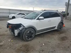 KNDCT3L1XP5014270 2023 KIA NIRO