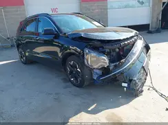 KNDCT3L1XP5046250 2023 KIA NIRO
