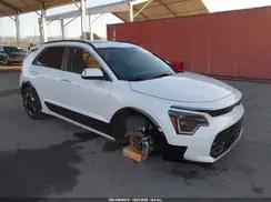KNDCT3L1XR5089764 2024 KIA NIRO