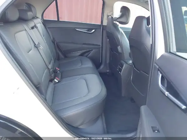 KNDCT3L1XR5089764 2024 KIA NIRO - Image 8