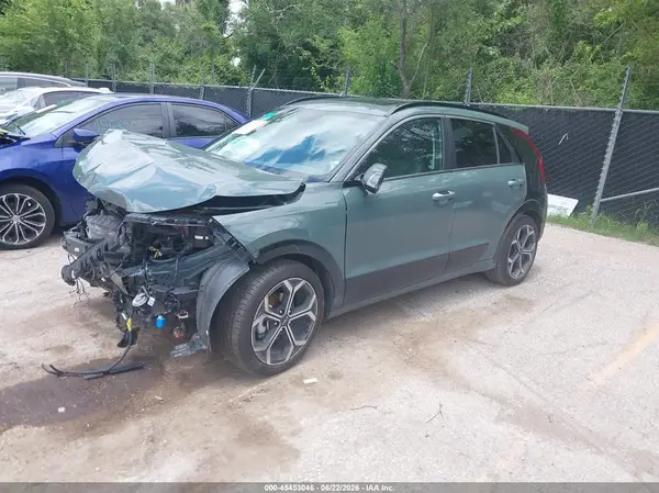 KNDCT3LE0P5096402 2023 KIA NIRO - Image 2