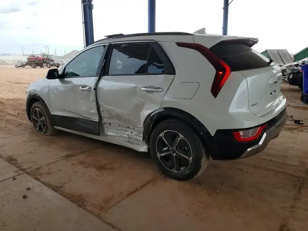KNDCT3LE0S5263561 2025 KIA NIRO - Image 2