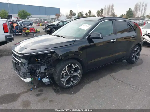 KNDCT3LE1P5038105 2023 KIA NIRO - Image 2