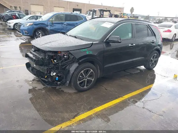 KNDCT3LE1P5090382 2023 KIA NIRO - Image 2