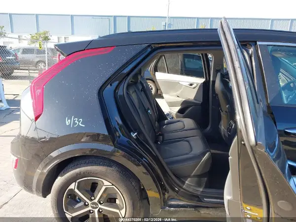 KNDCT3LE1P5090382 2023 KIA NIRO - Image 8
