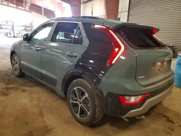 KNDCT3LE1R5196589 2024 KIA NIRO - Image 2