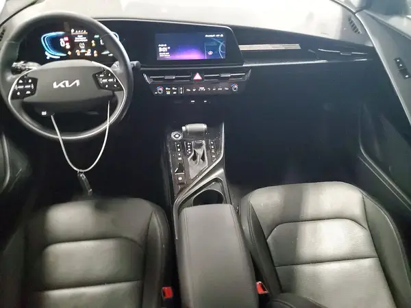 KNDCT3LE1R5196589 2024 KIA NIRO - Image 8