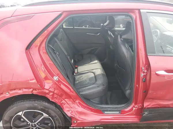 KNDCT3LE1T5320108 2026 KIA NIRO - Image 8