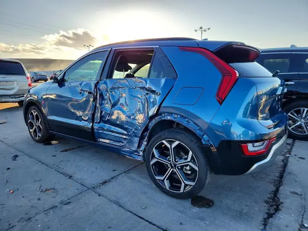 KNDCT3LE2P5048982 2023 KIA NIRO - Image 2