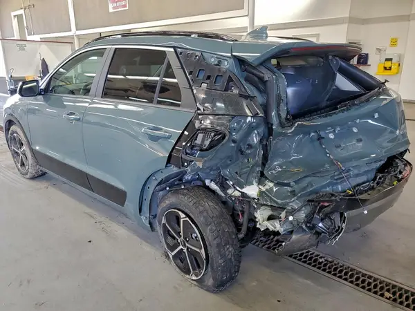 KNDCT3LE2P5114530 2023 KIA NIRO - Image 2