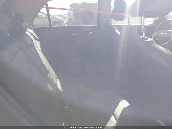KNDCT3LE2R5123893 2024 KIA NIRO - Image 8