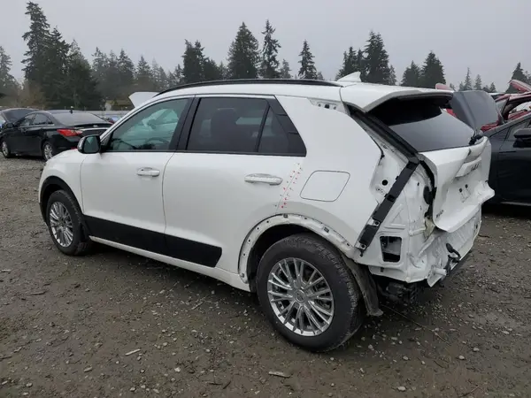 KNDCT3LE2R5148681 2024 KIA NIRO - Image 2