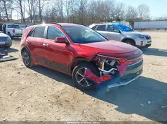 KNDCT3LE2S5226785 2025 KIA NIRO