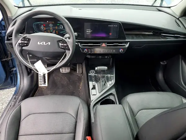 KNDCT3LE2S5271063 2025 KIA NIRO - Image 8