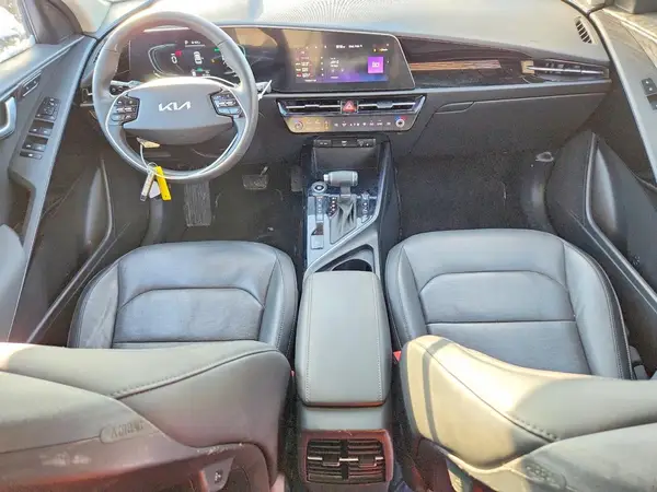 KNDCT3LE3P5039093 2023 KIA NIRO - Image 8