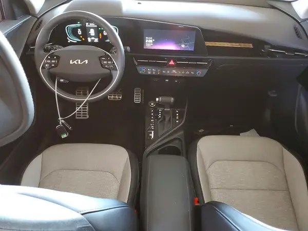 KNDCT3LE3S5217500 2025 KIA NIRO - Image 8