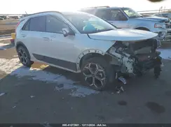 KNDCT3LE4P5035201 2023 KIA NIRO