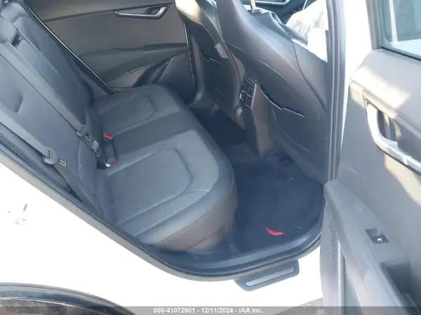 KNDCT3LE4P5035201 2023 KIA NIRO - Image 8