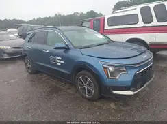 KNDCT3LE4P5040608 2023 KIA NIRO