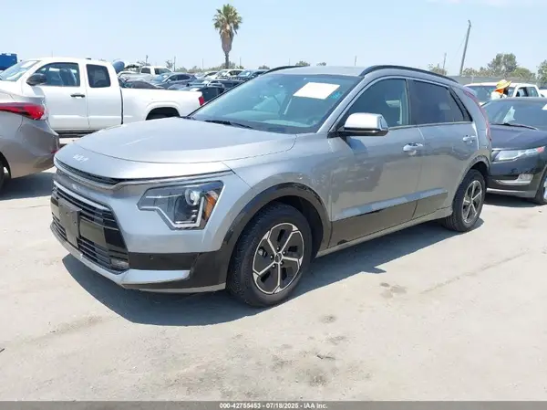 KNDCT3LE4R5125841 2024 KIA NIRO - Image 2