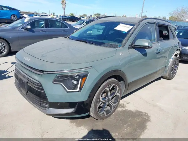 KNDCT3LE4R5136466 2024 KIA NIRO - Image 2