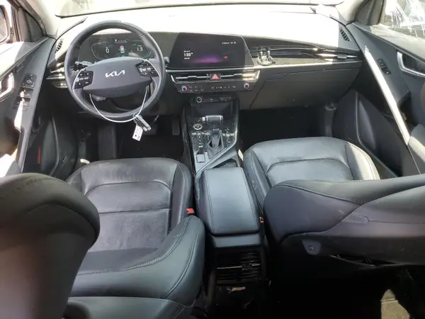 KNDCT3LE5P5037572 2023 KIA NIRO - Image 8