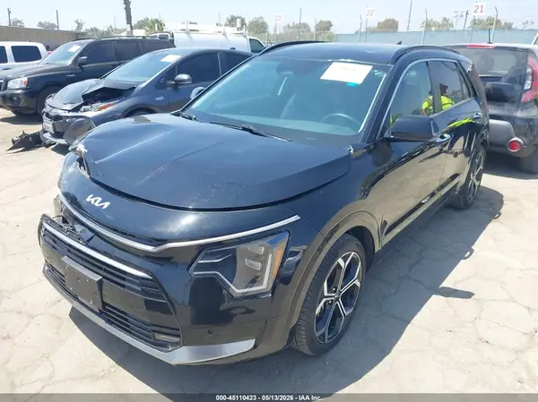 KNDCT3LE5P5049804 2023 KIA NIRO - Image 2