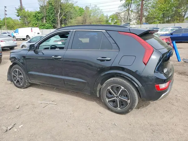 KNDCT3LE5P5065677 2023 KIA NIRO - Image 2