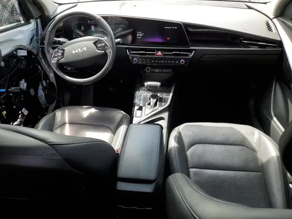 KNDCT3LE5P5066716 2023 KIA NIRO - Image 8