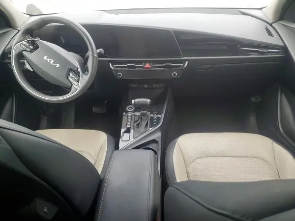 KNDCT3LE5P5071091 2023 KIA NIRO - Image 8