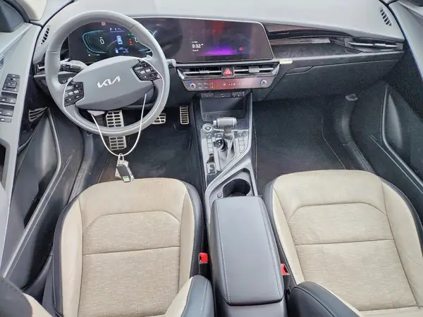 KNDCT3LE5P5074475 2023 KIA NIRO - Image 8