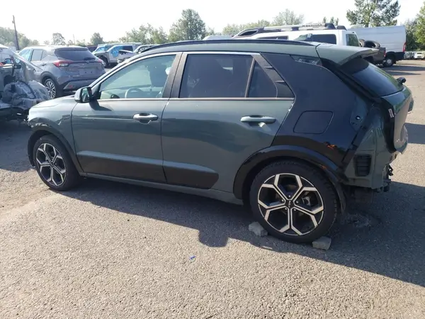 KNDCT3LE5P5095942 2023 KIA NIRO - Image 2