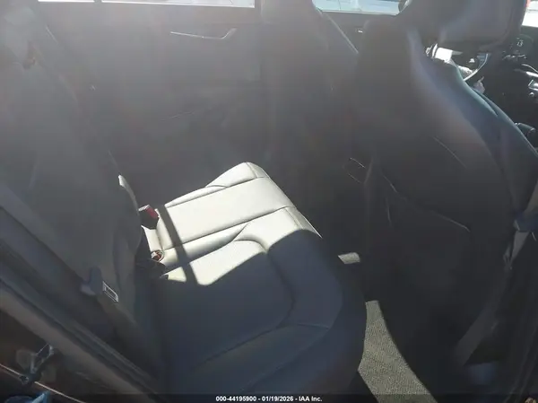 KNDCT3LE5P5103070 2023 KIA NIRO - Image 8