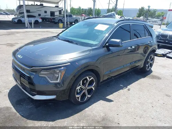 KNDCT3LE5R5131583 2024 KIA NIRO - Image 2