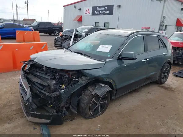 KNDCT3LE5R5135763 2024 KIA NIRO - Image 2