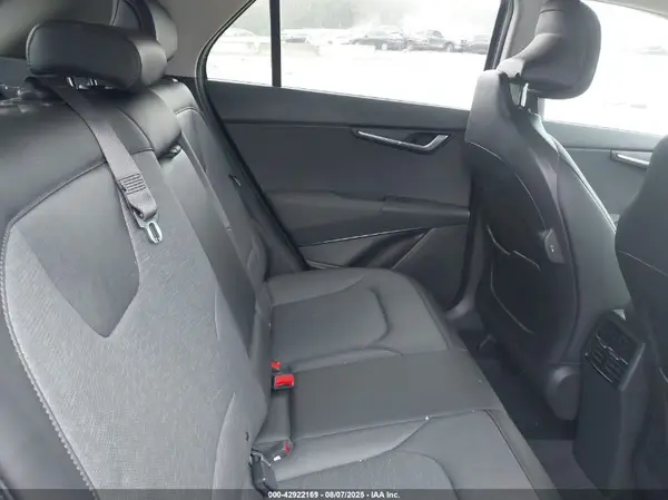 KNDCT3LE5S5214372 2025 KIA NIRO - Image 8