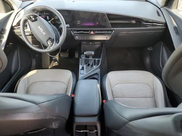 KNDCT3LE6P5100047 2023 KIA NIRO - Image 8