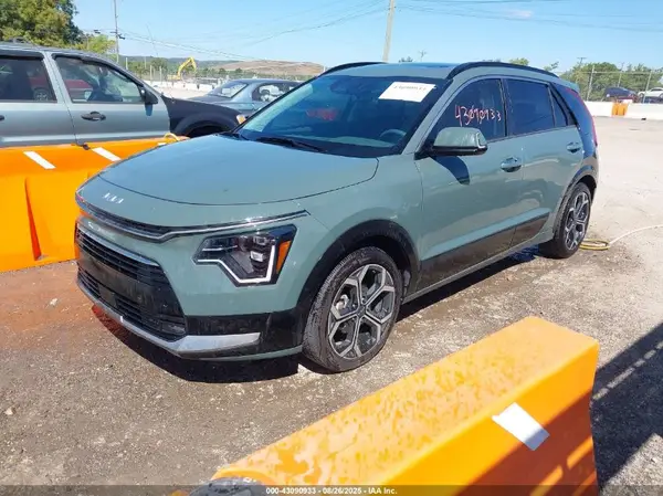 KNDCT3LE6R5182669 2024 KIA NIRO - Image 2