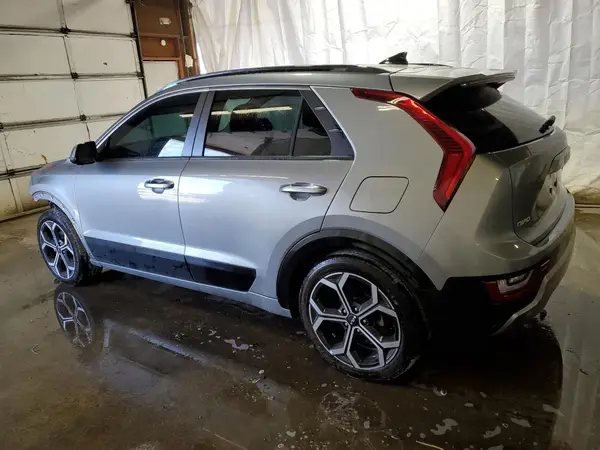 KNDCT3LE7P5046127 2023 KIA NIRO - Image 2