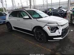 KNDCT3LE7P5074459 2023 KIA NIRO