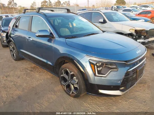KNDCT3LE7R5128720 2024 KIA NIRO - Image 1