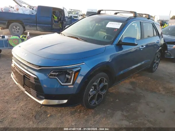 KNDCT3LE7R5128720 2024 KIA NIRO - Image 2