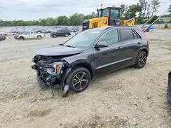 KNDCT3LE7S5305952 2025 KIA NIRO