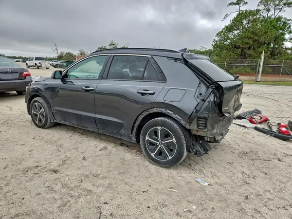 KNDCT3LE8P5034200 2023 KIA NIRO - Image 2