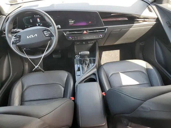 KNDCT3LE8P5048159 2023 KIA NIRO - Image 8