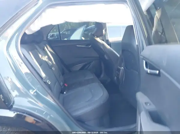 KNDCT3LE8P5061185 2023 KIA NIRO - Image 8