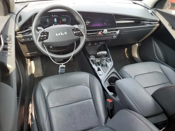 KNDCT3LE8P5110580 2023 KIA NIRO - Image 8