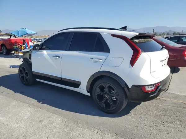 KNDCT3LE8P5111535 2023 KIA NIRO - Image 2