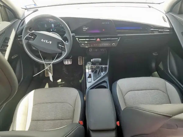 KNDCT3LE8R5124983 2024 KIA NIRO - Image 8